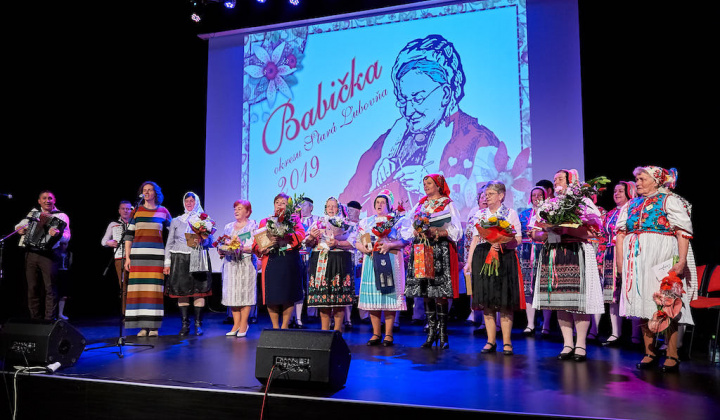 1. fotografia fotogalérie Babička okresu Stará Ľubovňa (30. 04. 2019)