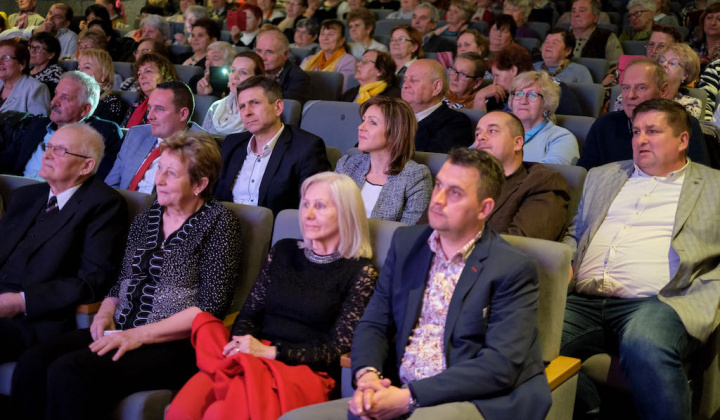 7. fotografia fotogalérie Babička okresu Stará Ľubovňa (30. 04. 2019)