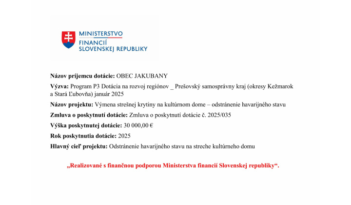 Fotka - Výmena strešnej krytiny na kultúrnom dome - odstránenie havarijného stavu