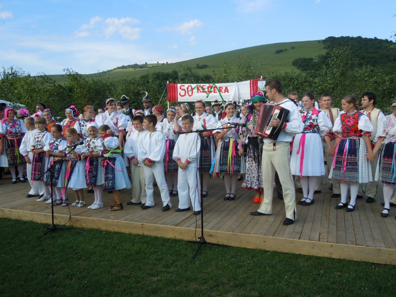 Na švatoho Jána - 50 rokov folklórny súbor Kečera. 